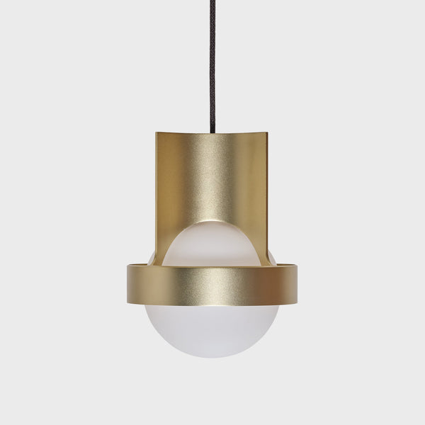 Loop Single Pendant in Gold + Sphere IV